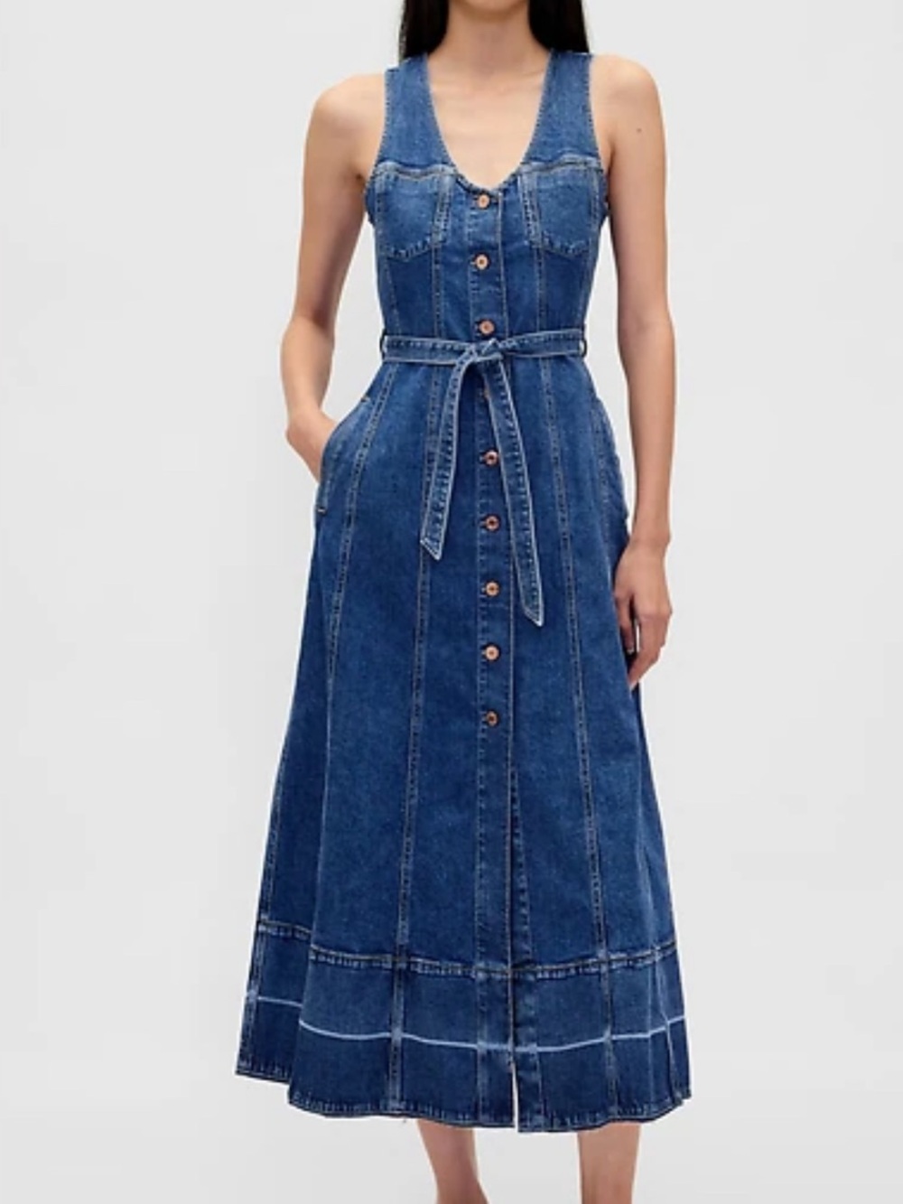 GAP Sleeveless Button-Front Denim Midi Dress in Blue